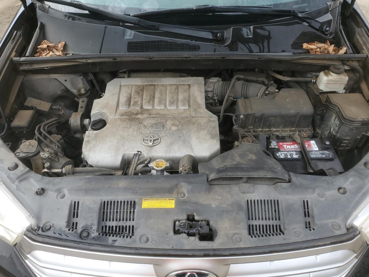 2011 Toyota Highlander - Image 12