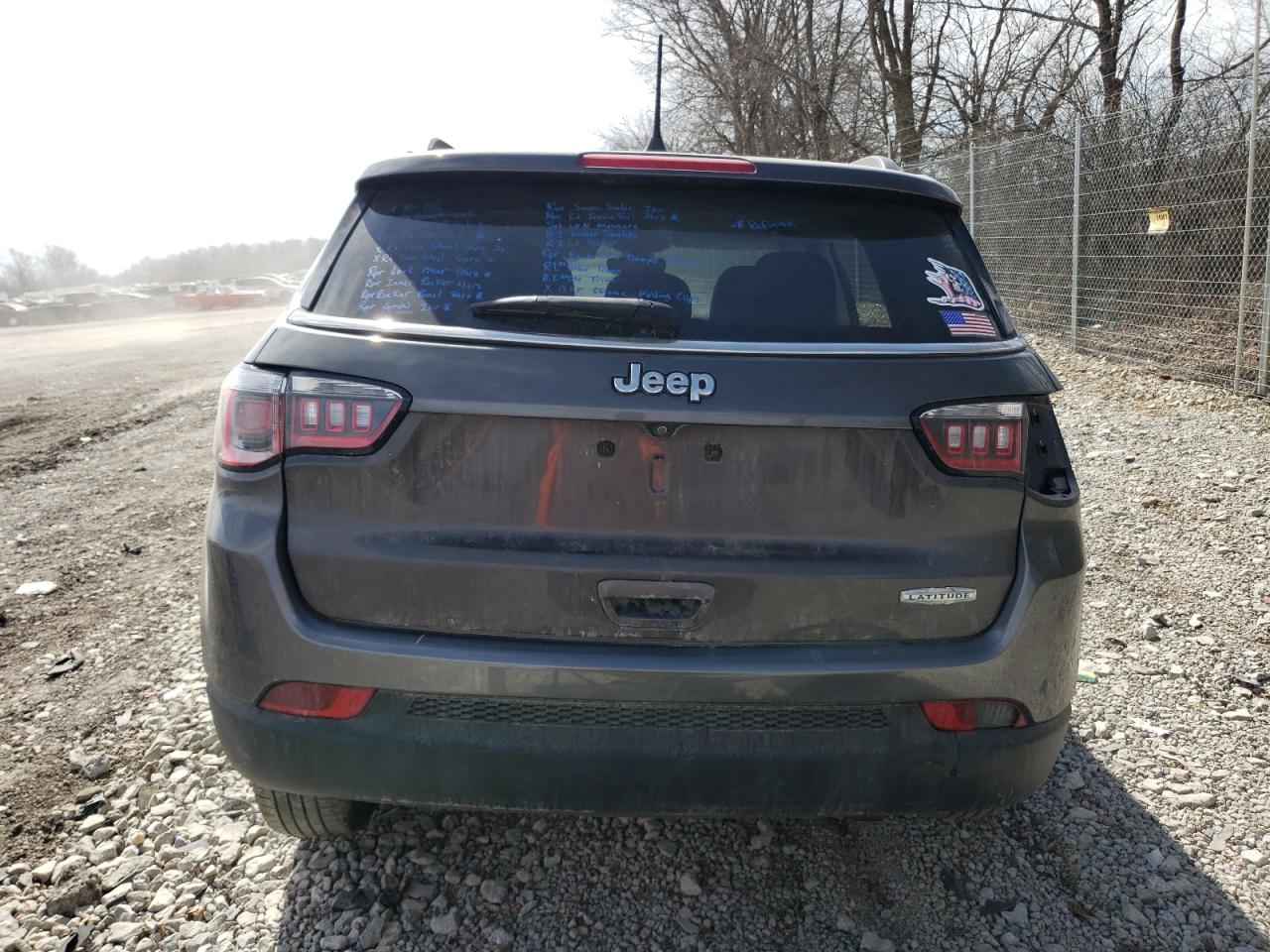 2018 Jeep Compass - Image 6