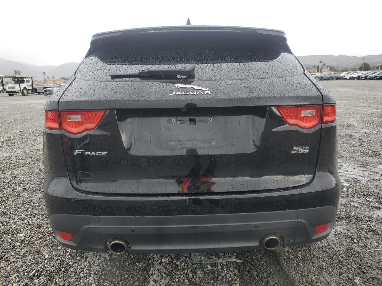 2020 Jaguar F-Pace - Image 6
