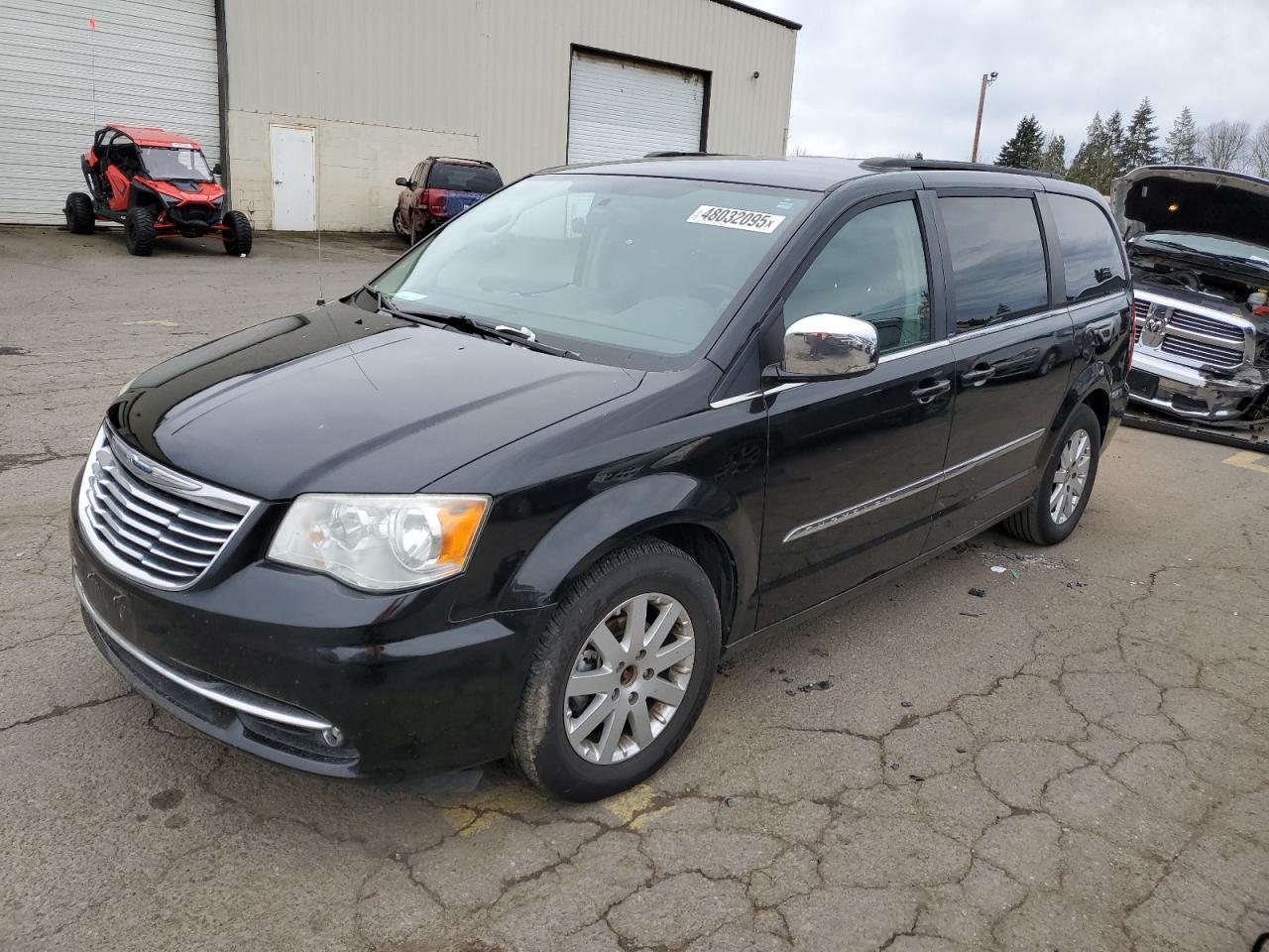 2011 Chrysler Town & Country Touring L for Sale in Woodburn, OR - Side
