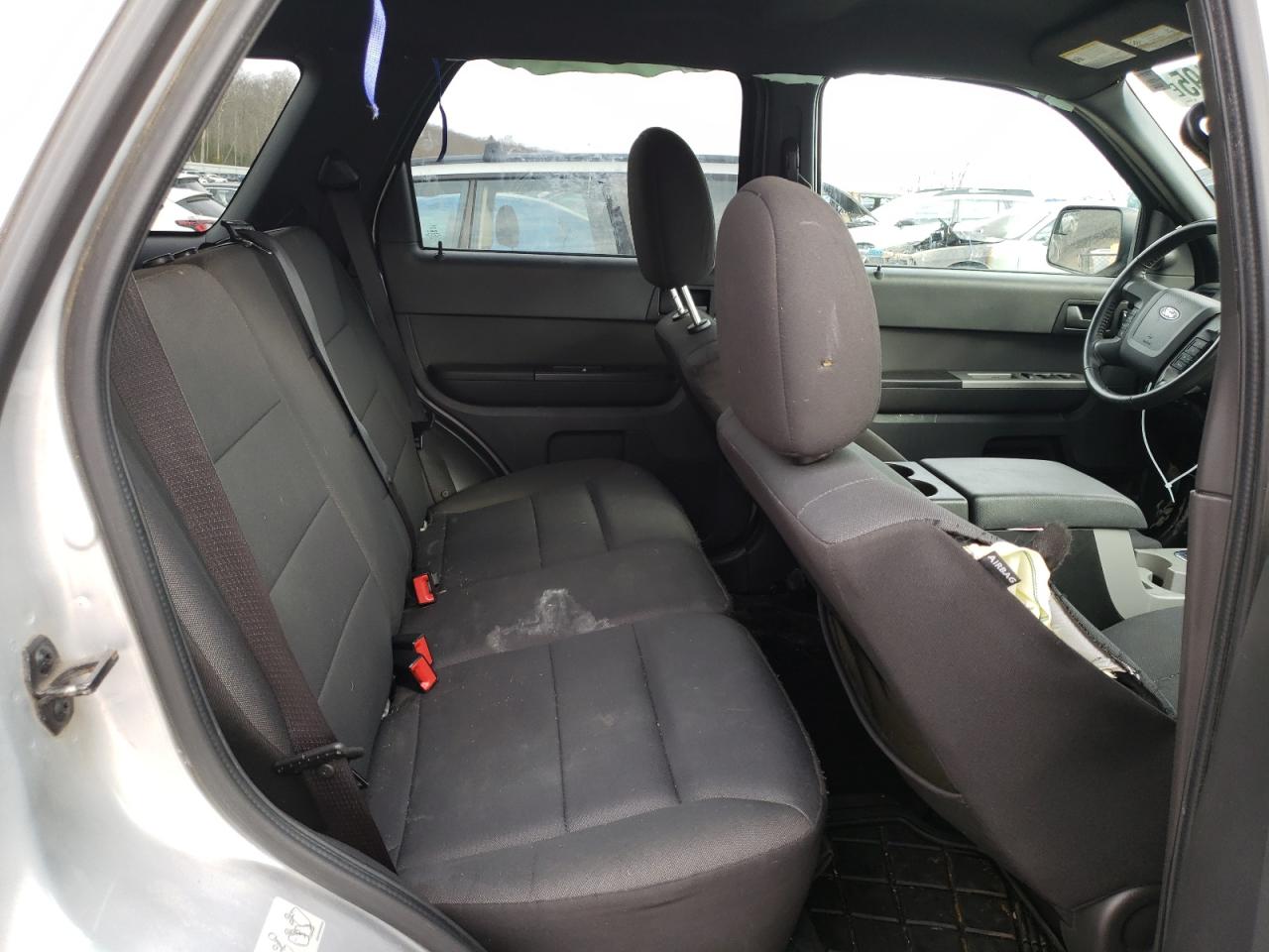 2012 Ford Escape - Image 11