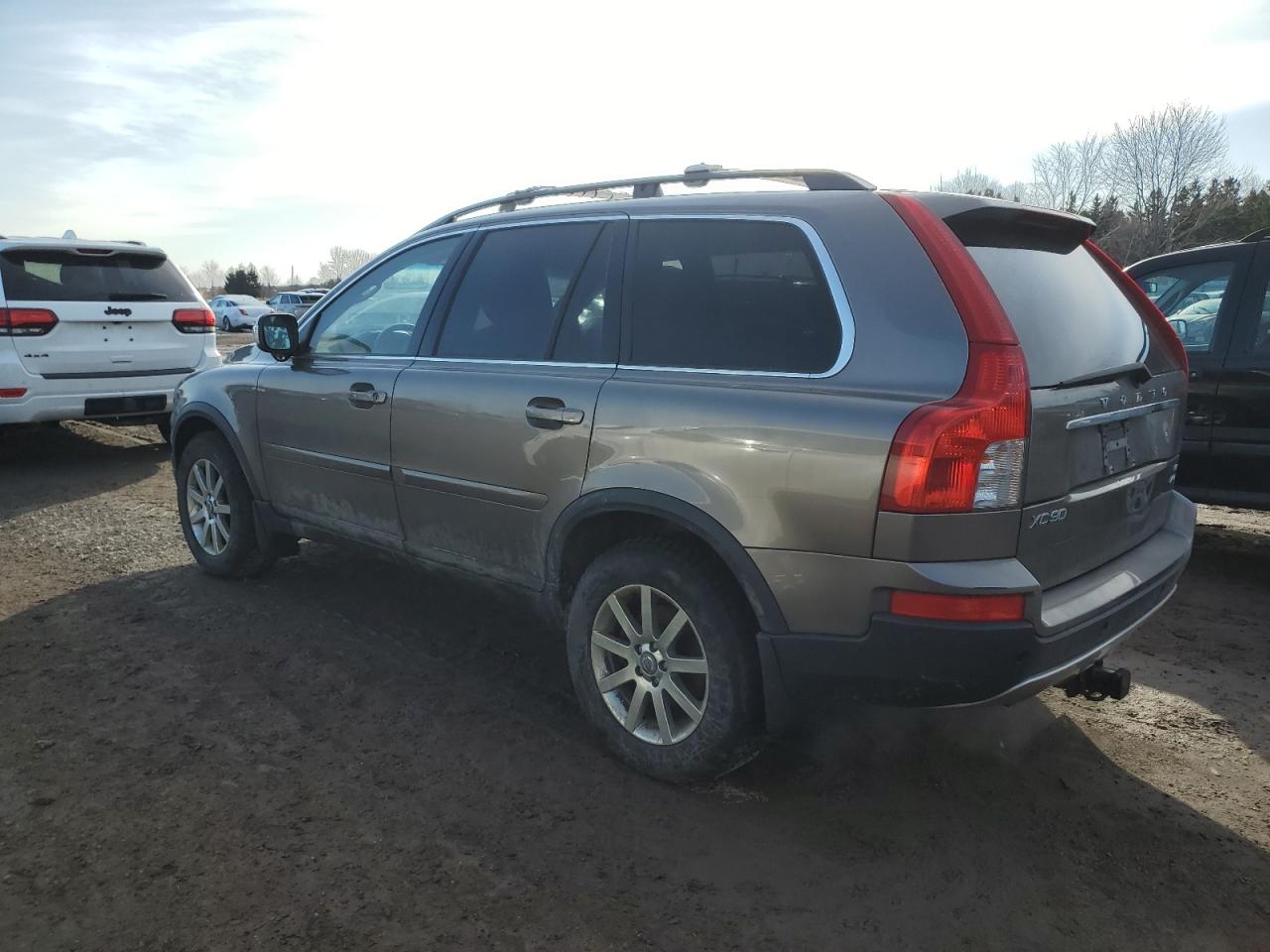 2009 Volvo XC90 - Image 2