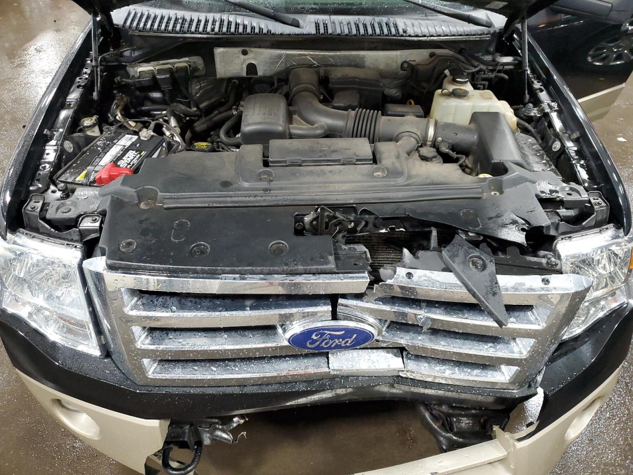 2010 Ford Expedition - Image 12