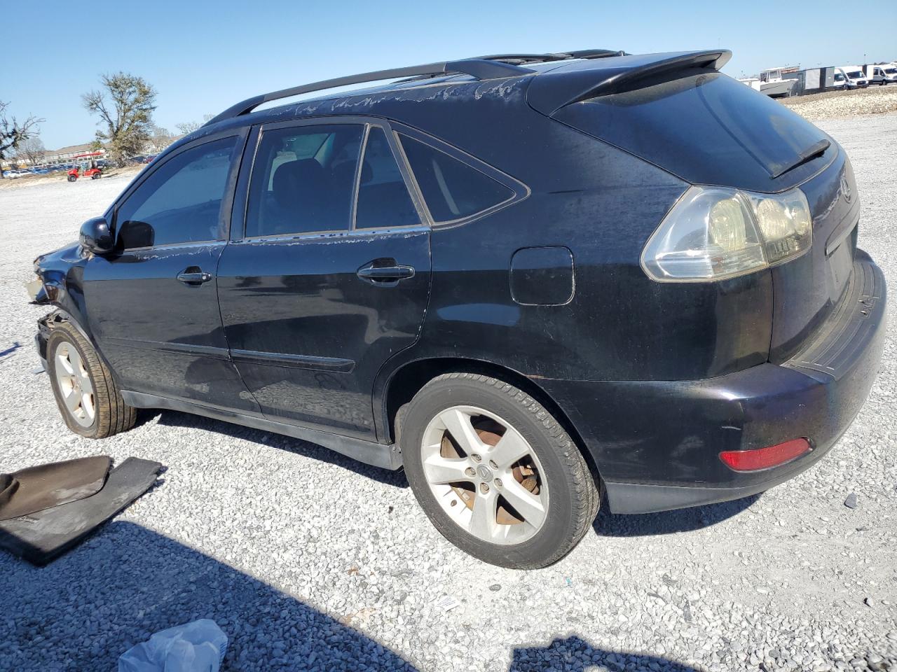 2004 Lexus RX - Image 2
