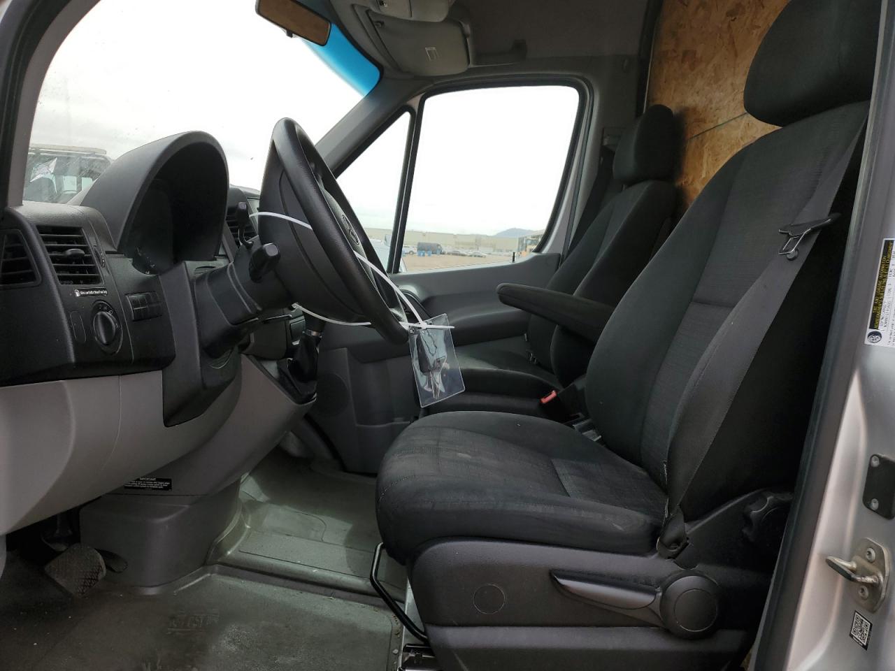 2016 Mercedes-Benz Sprinter - Image 7