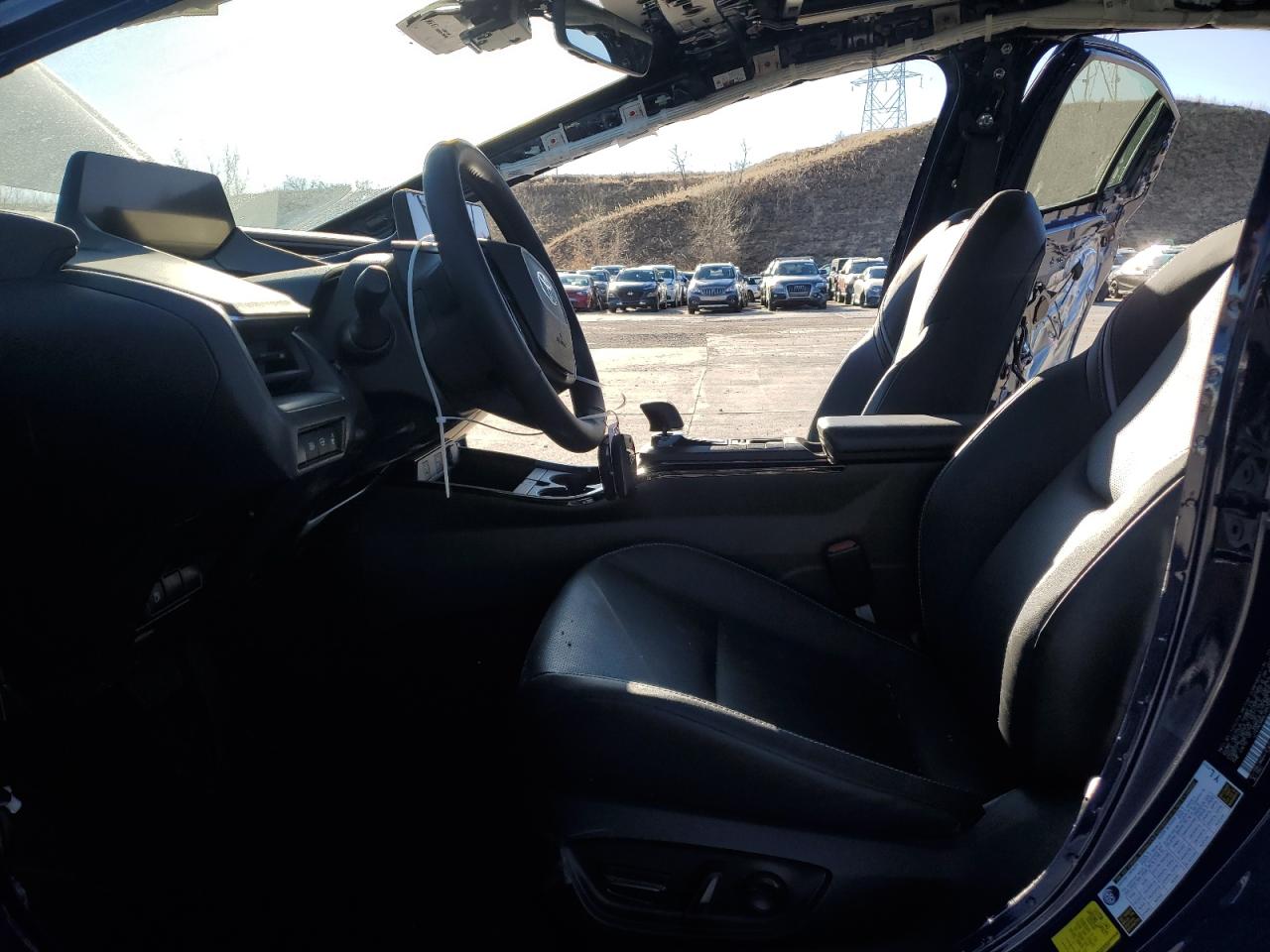 2024 Toyota Prius - Image 7