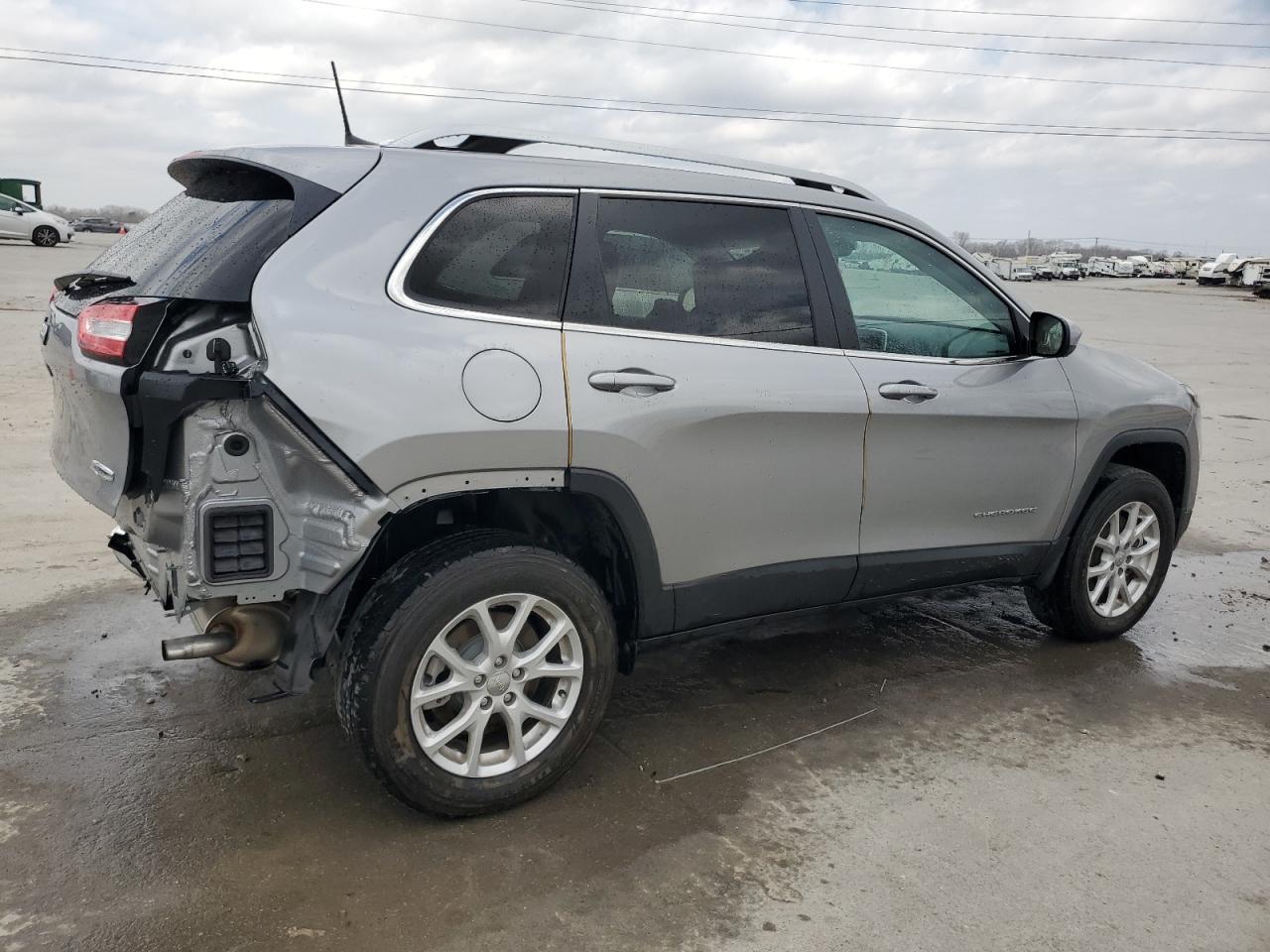 2017 Jeep Grand Cherokee - Image 3
