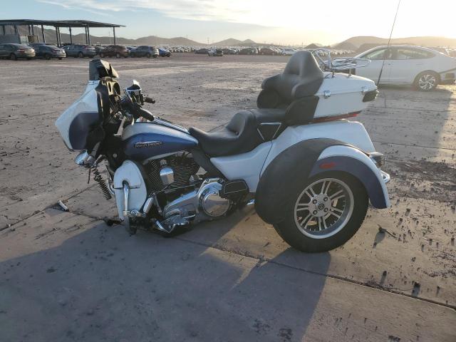  HARLEY-DAVIDSON FL 2015 Білий