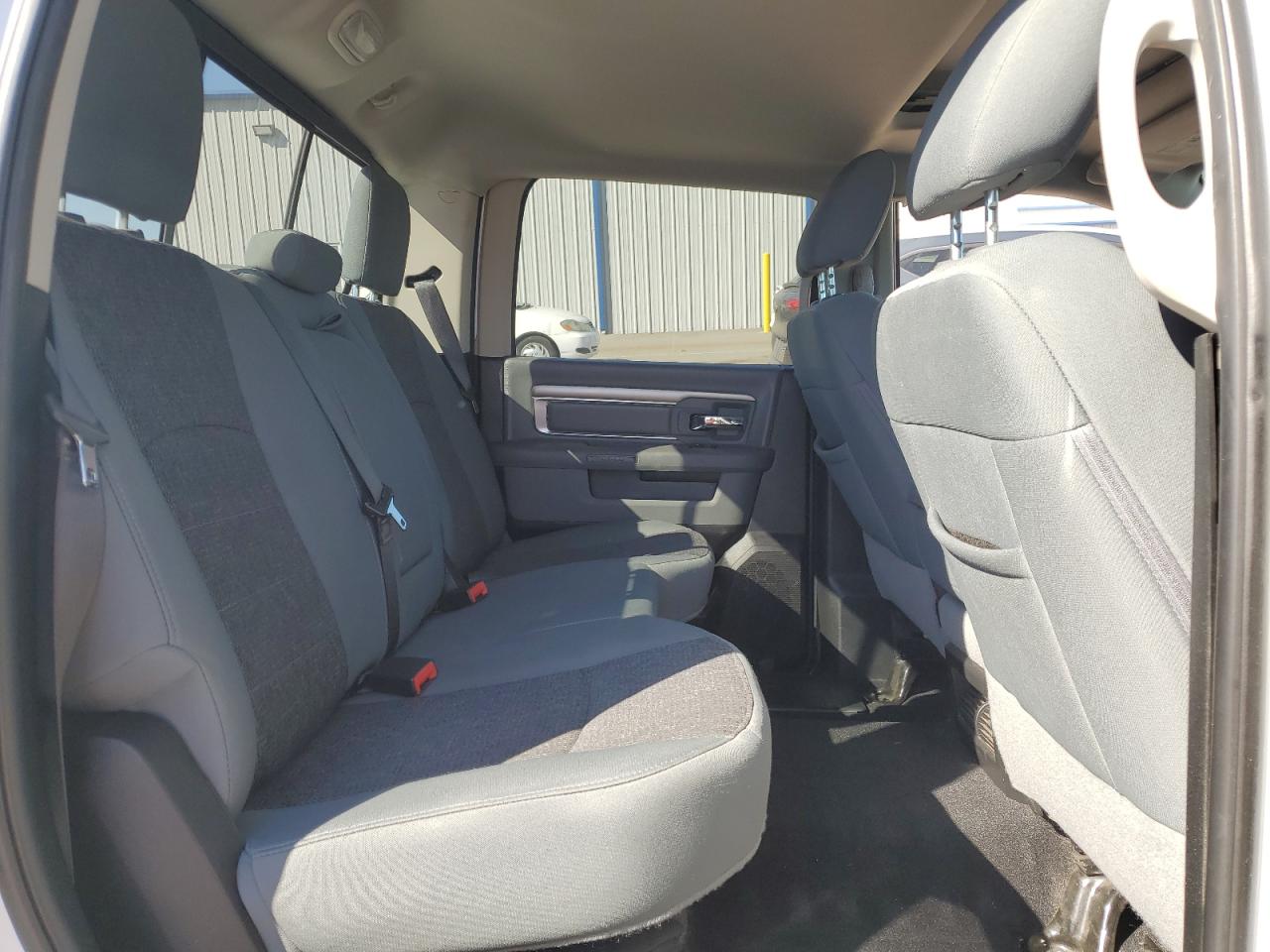 2018 RAM 1500 - Image 11