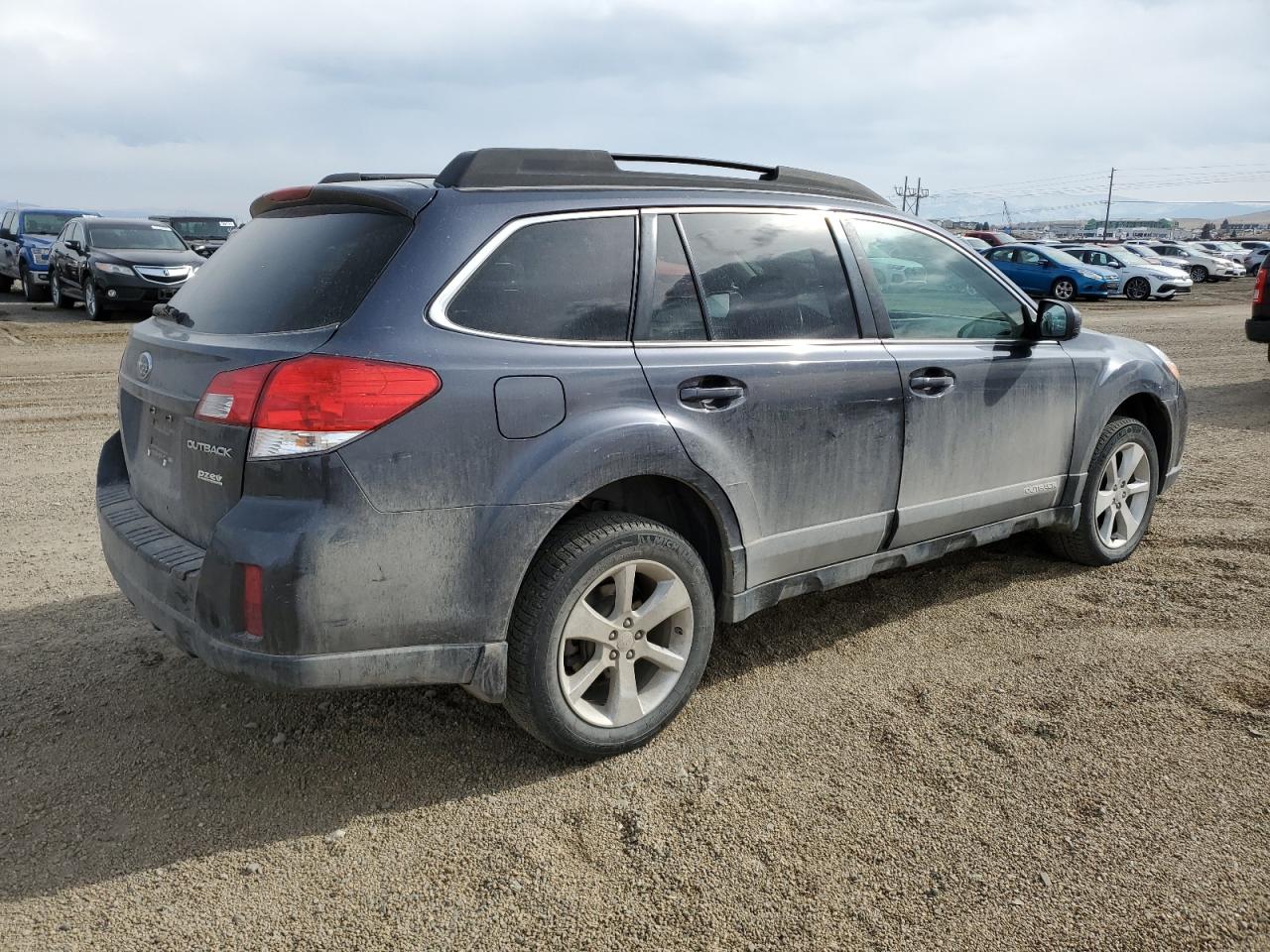 2011 Subaru Outback - Image 3