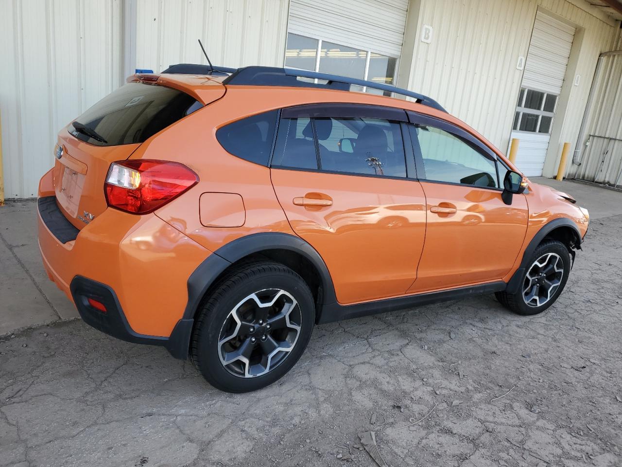 2015 Subaru XV - Image 3
