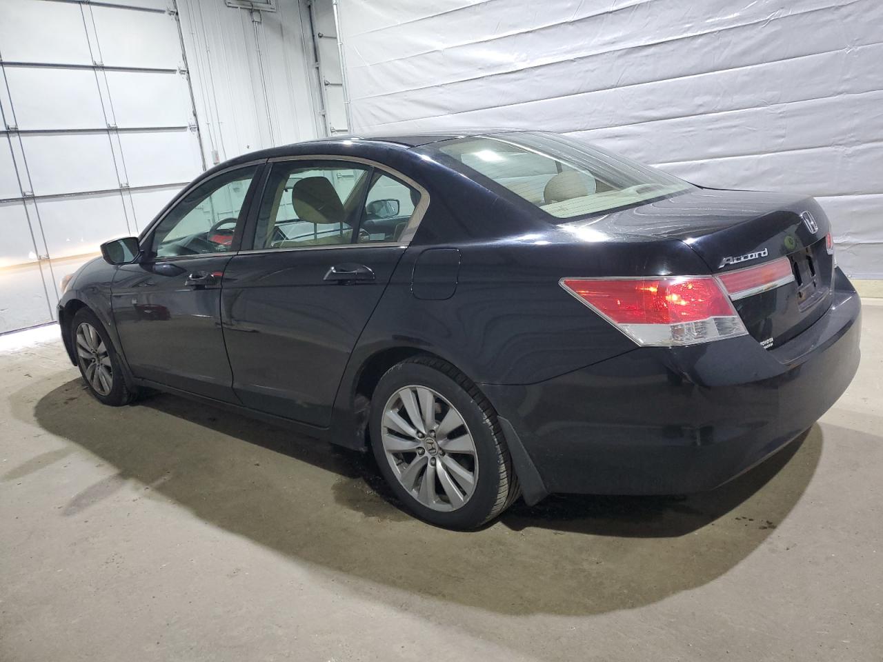 2011 Honda Accord - Image 2