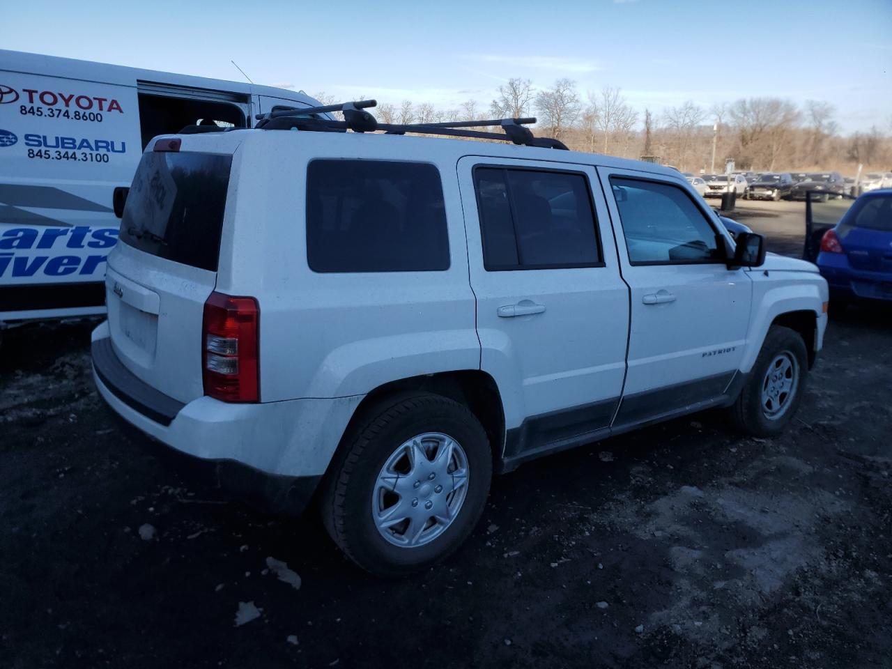 2011 Jeep Liberty (Patriot) - Image 3