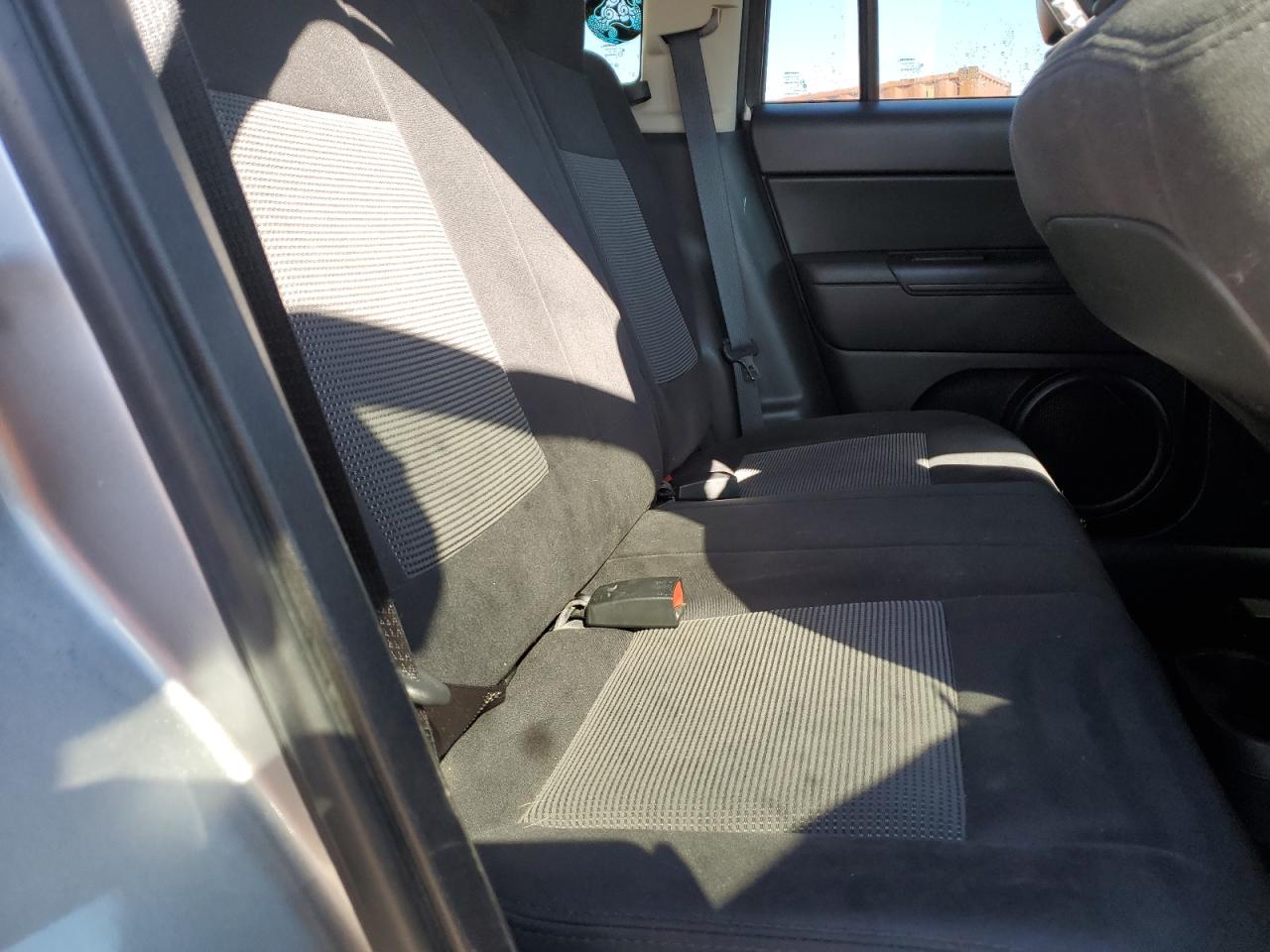2014 Jeep Compass - Image 10