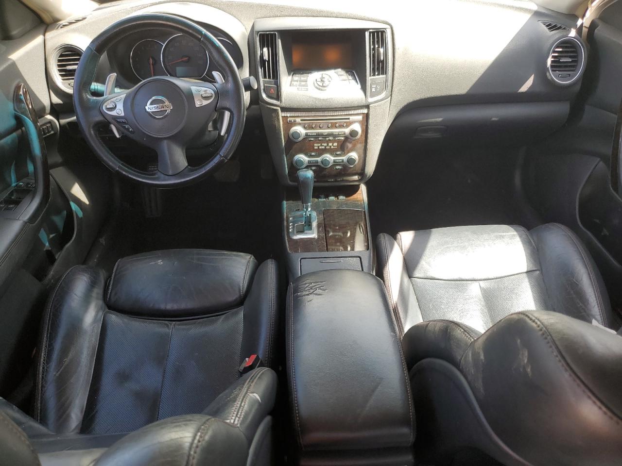 2010 Nissan Maxima - Image 8