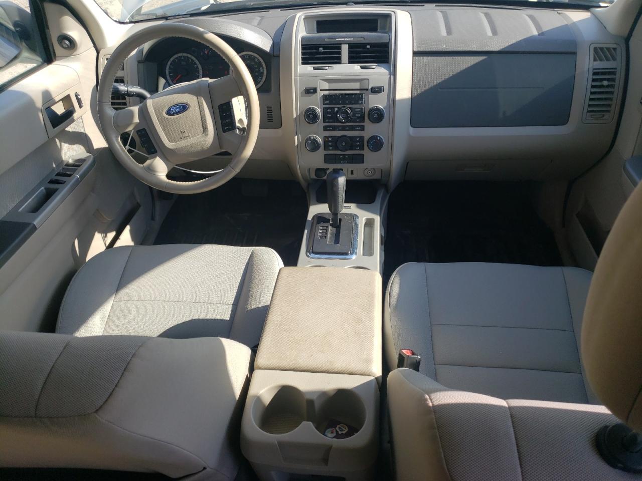 2010 Ford Escape - Image 8