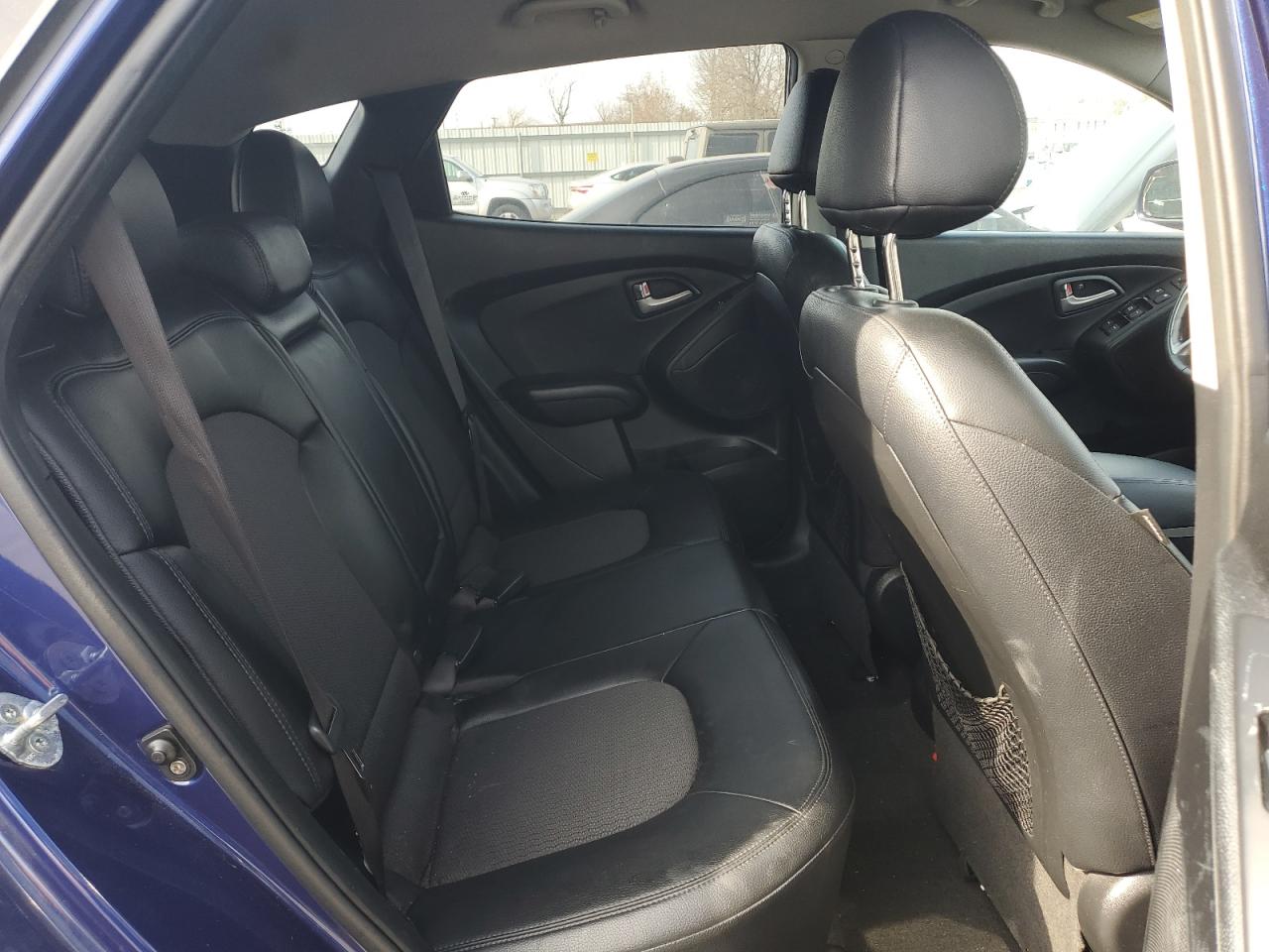 2012 Hyundai Tucson - Image 11