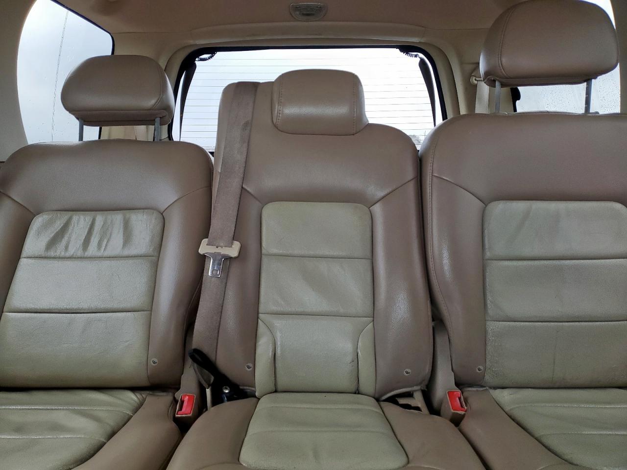2004 Ford Expedition - Image 10