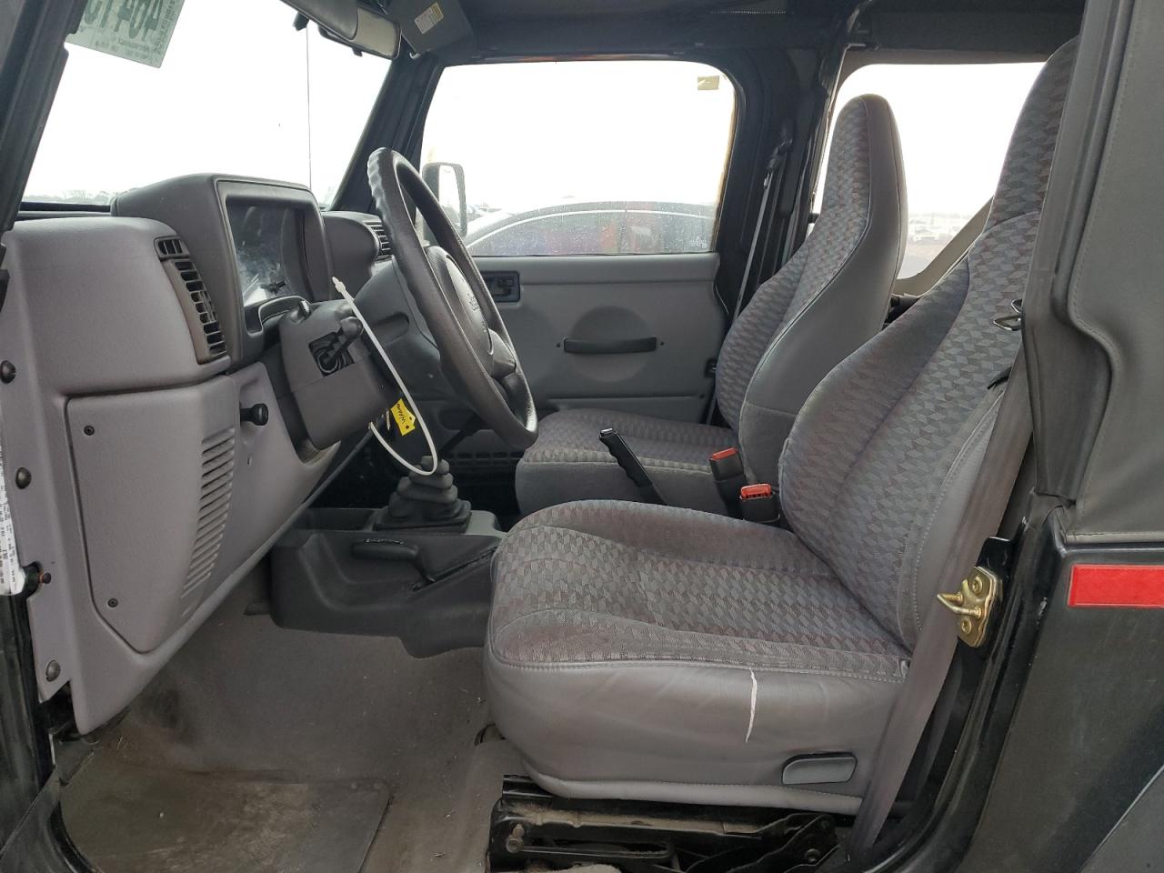 1998 Jeep Wrangler - Image 7
