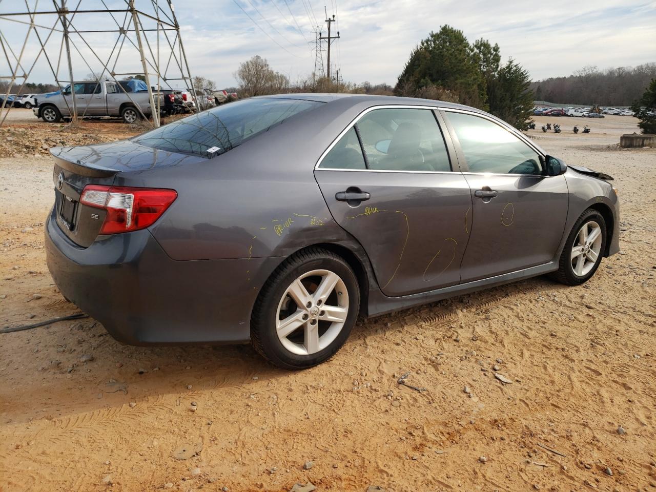 2013 Toyota Camry - Image 3