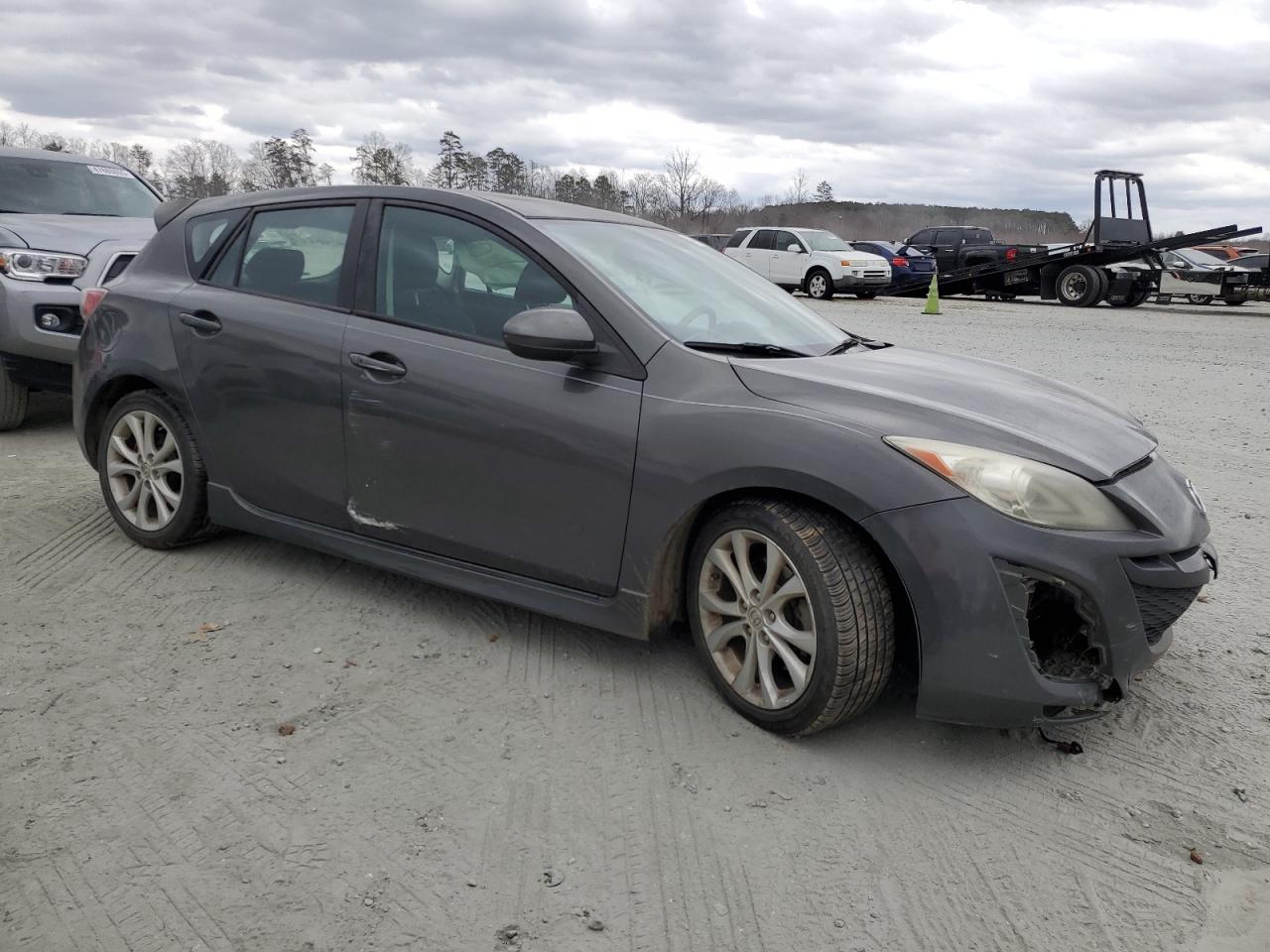2011 Mazda 3 - Image 4