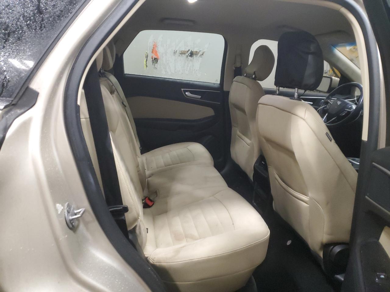 2018 Ford Edge - Image 11