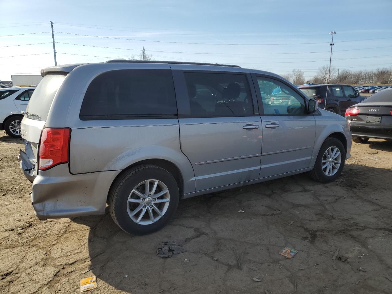 2014 Dodge Caravan - Image 3