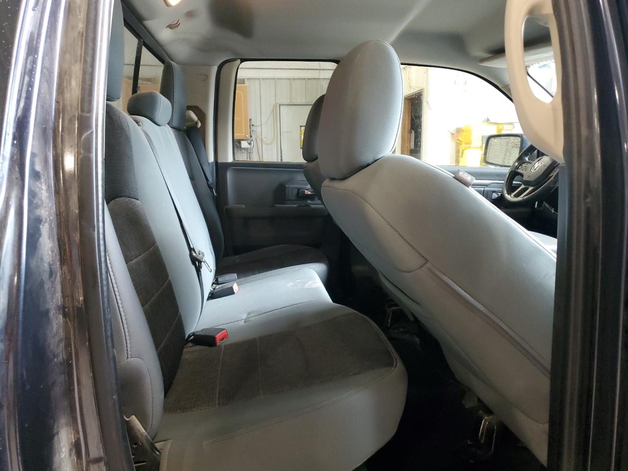 2013 RAM 1500 - Image 10