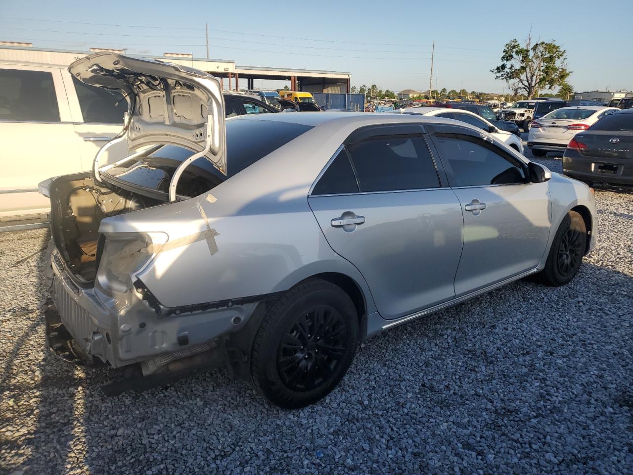 2013 Toyota Camry - Image 3