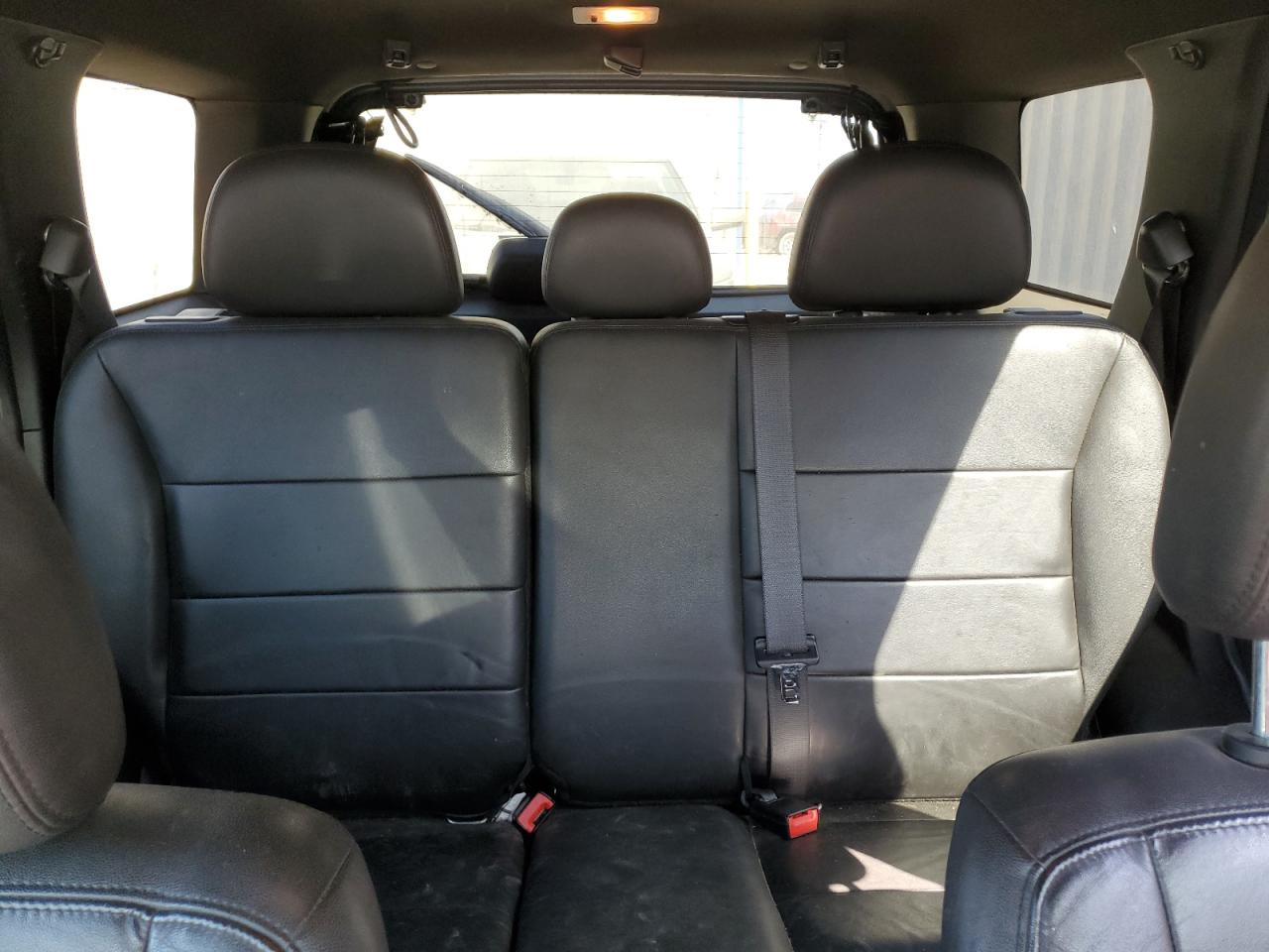 2011 Ford Escape - Image 10