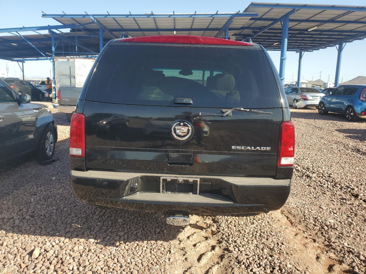 2005 Cadillac Escalade - Image 6