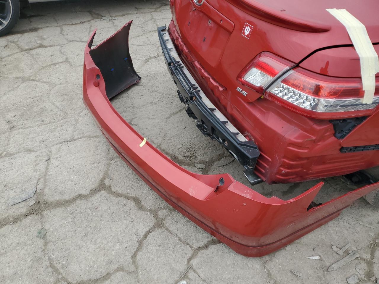 2011 Toyota Camry - Image 12