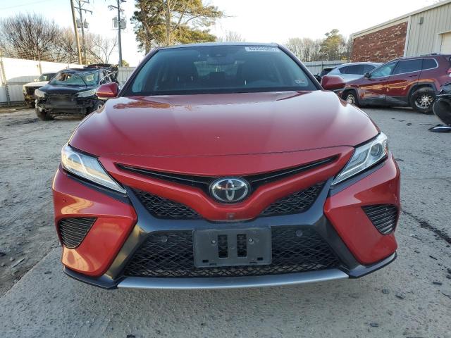 TOYOTA CAMRY 2020 Красный