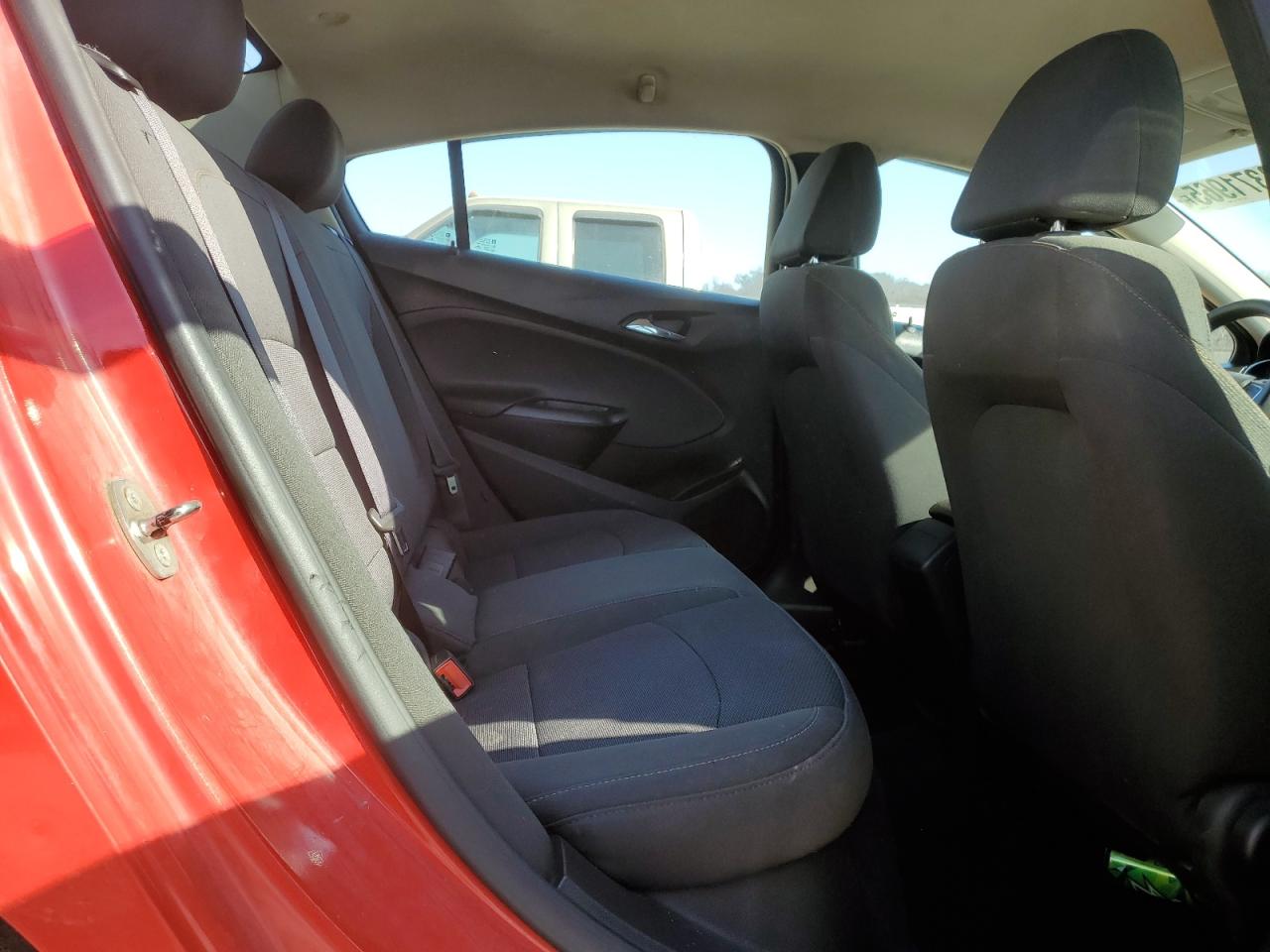2016 Chevrolet Cruze - Image 10