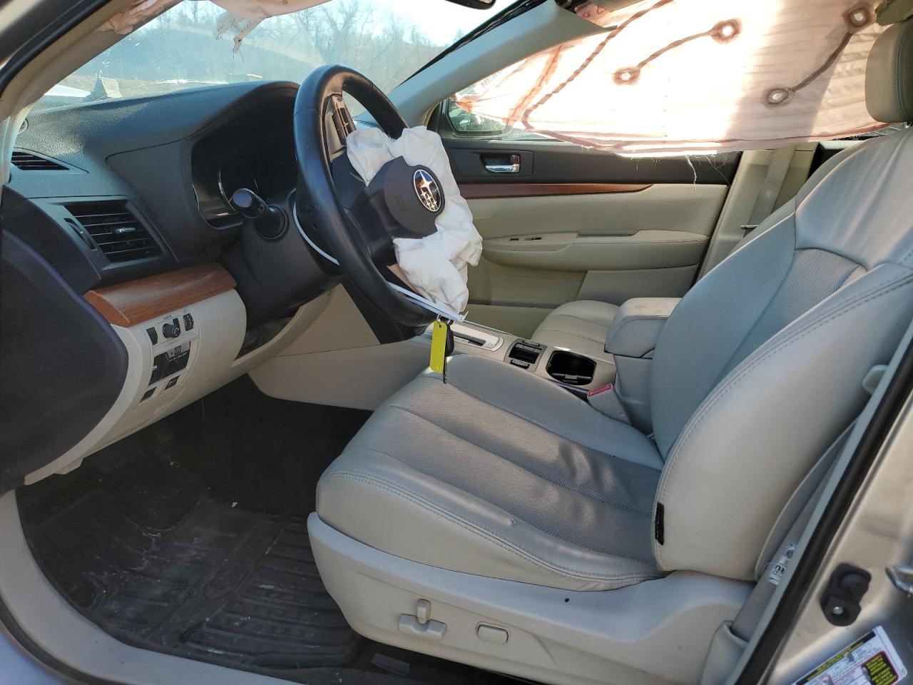 2014 Subaru Outback - Image 7
