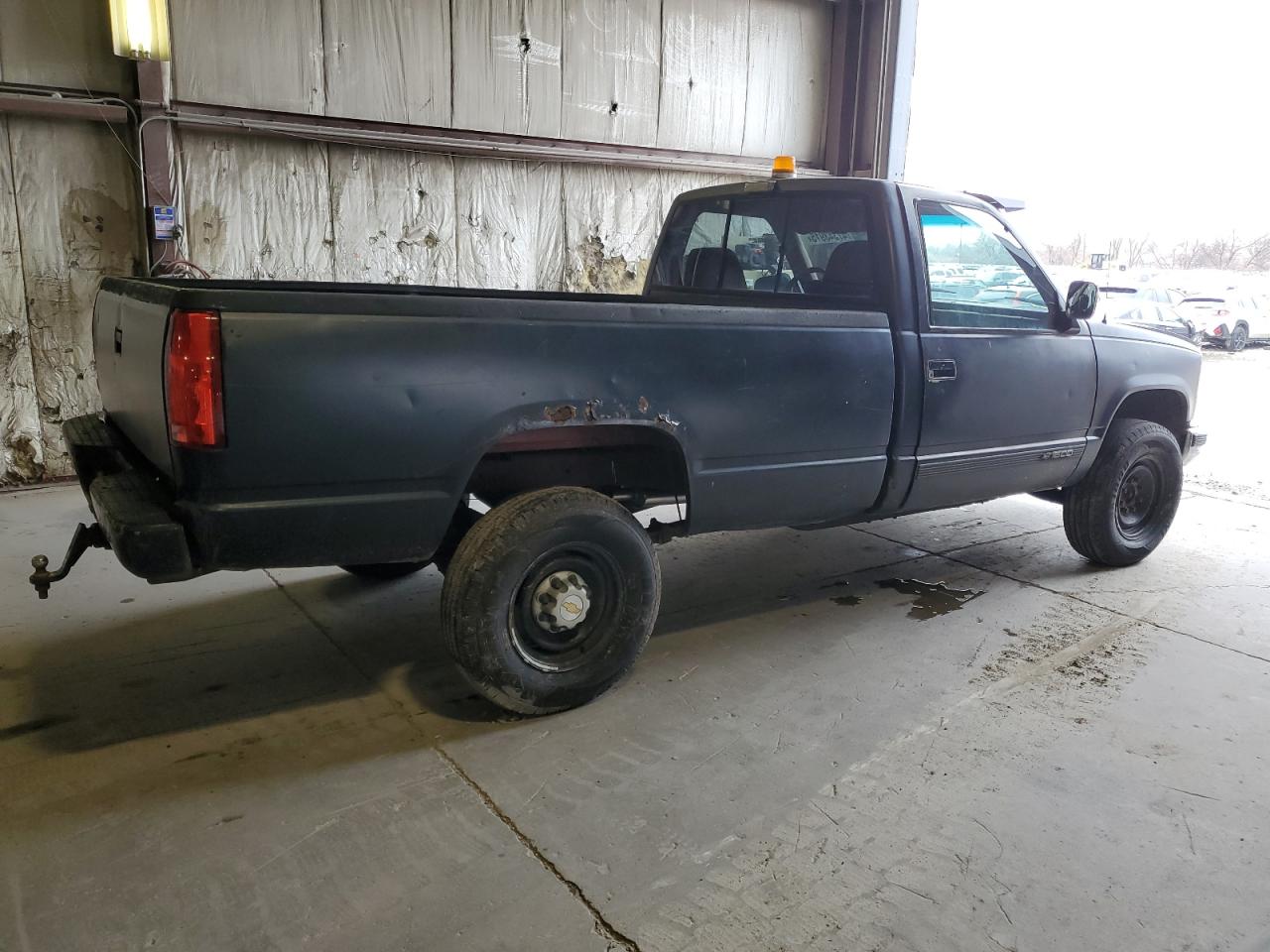 1993 Chevrolet GMT-400 - Image 3