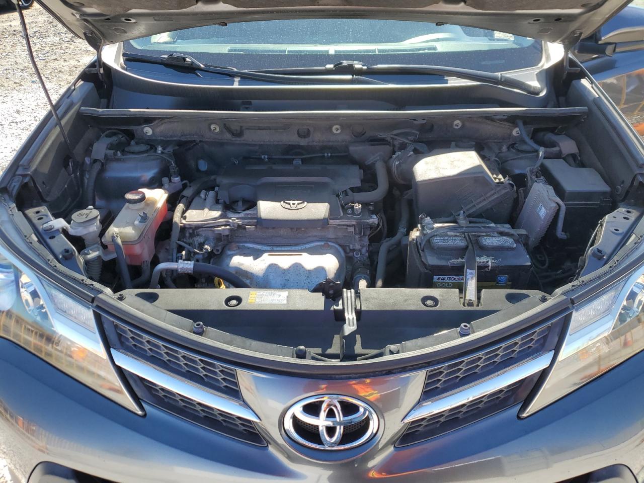 2015 Toyota RAV 4 - Image 12
