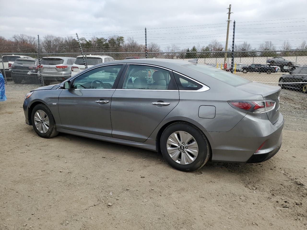 2018 Hyundai Sonata - Image 2