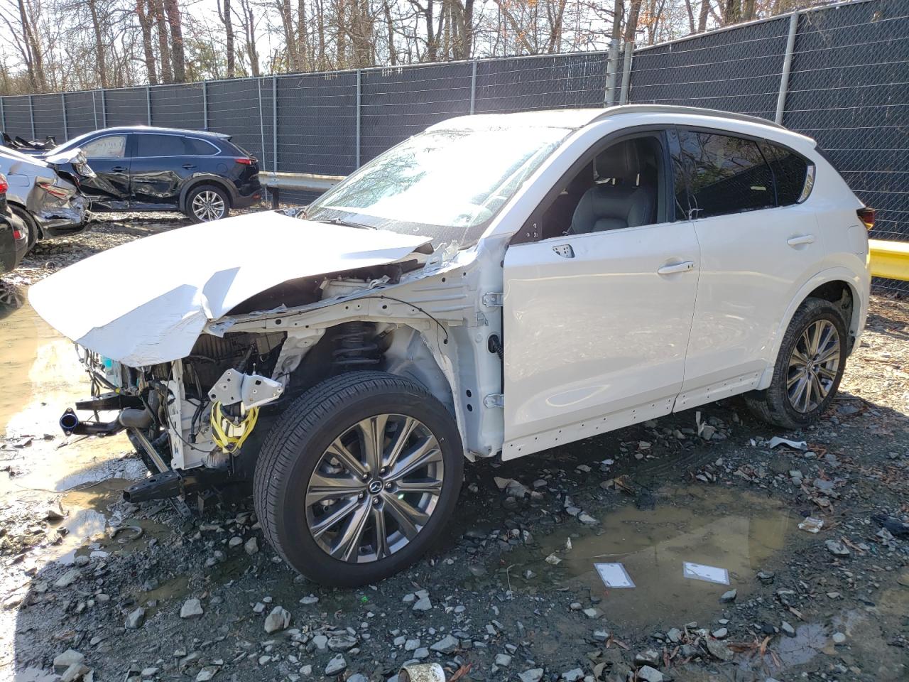 2024 Mazda Cx-5 Signature for Sale in Waldorf, MD - Front End