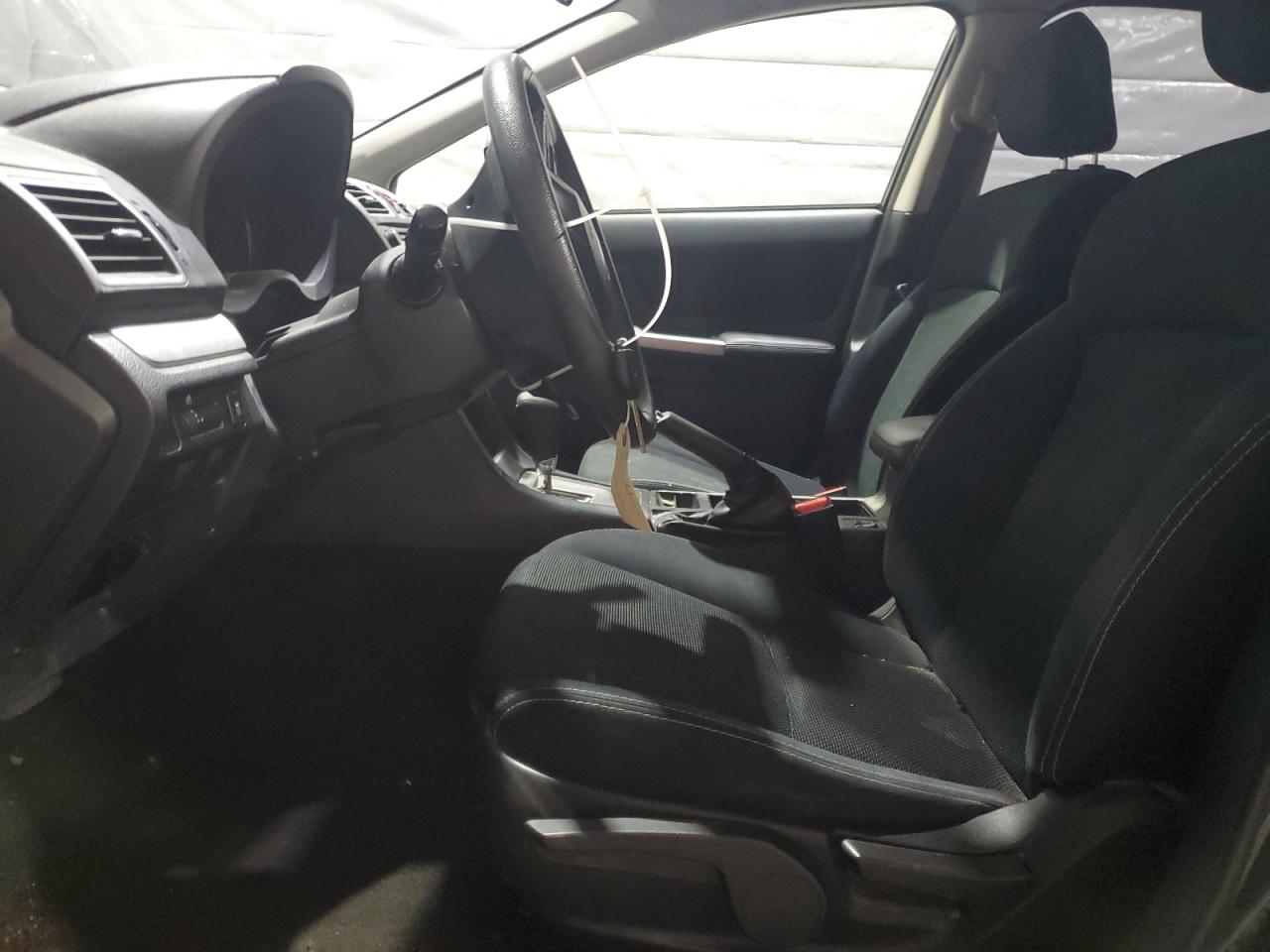 2015 Subaru XV - Image 7
