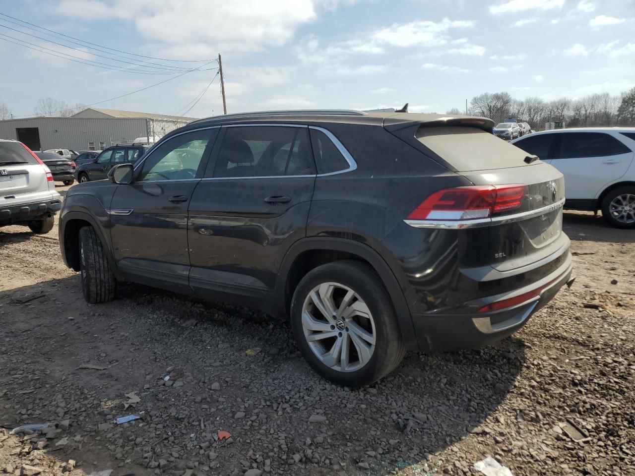 2021 Volkswagen Atlas - Image 2
