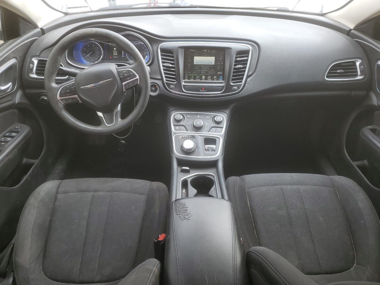 2016 Chrysler 200 - Image 8