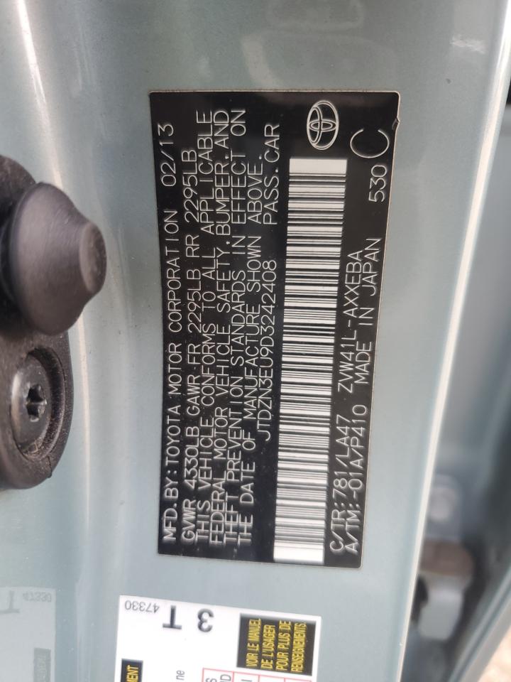 2013 Toyota Prius - Image 14
