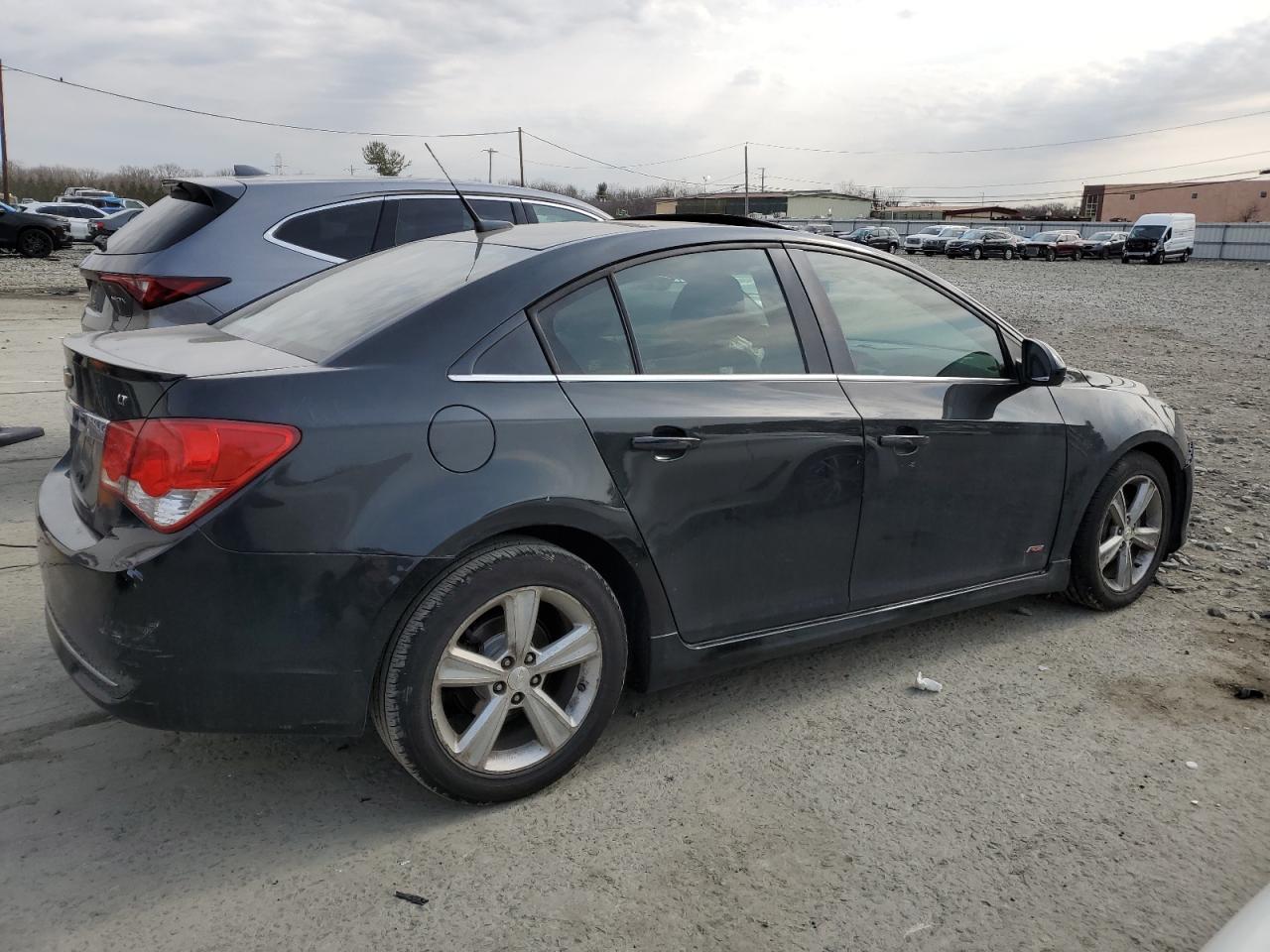 2014 Chevrolet Cruze - Image 3