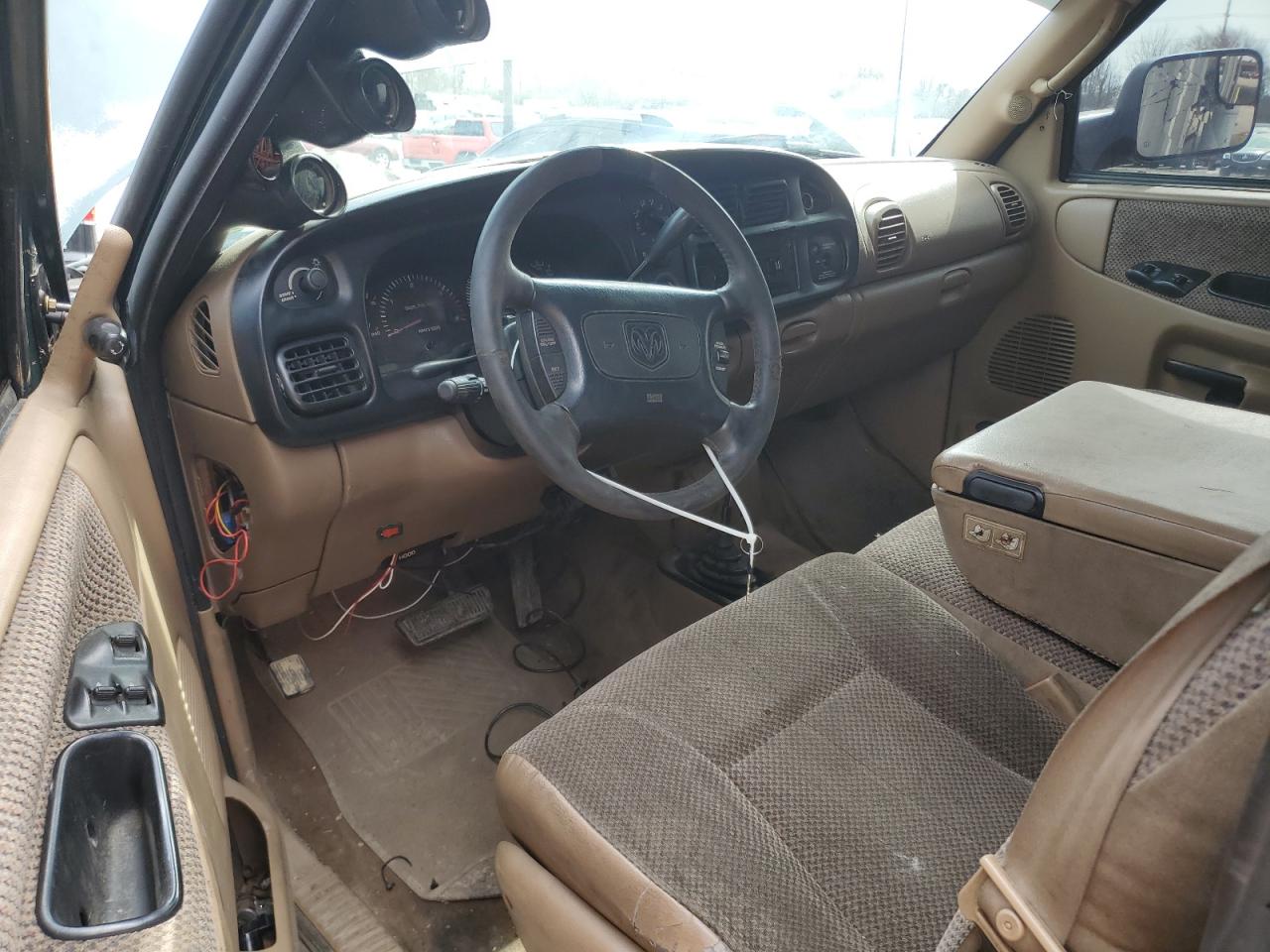 1998 Dodge Ram VIN: 3B7KF226WG193581 Lot: 49373075