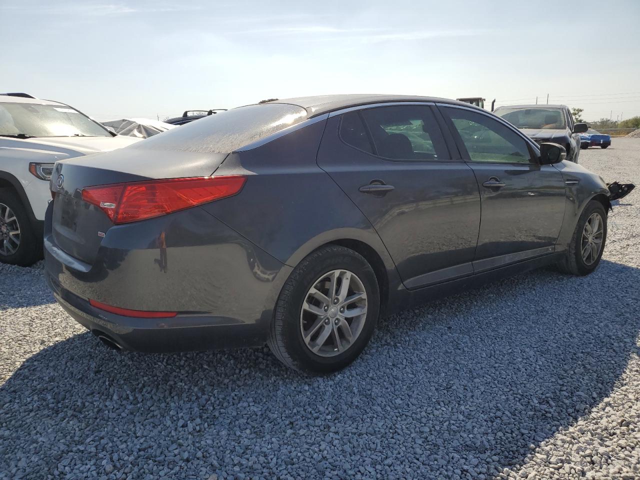 2011 Kia Optima - Image 3