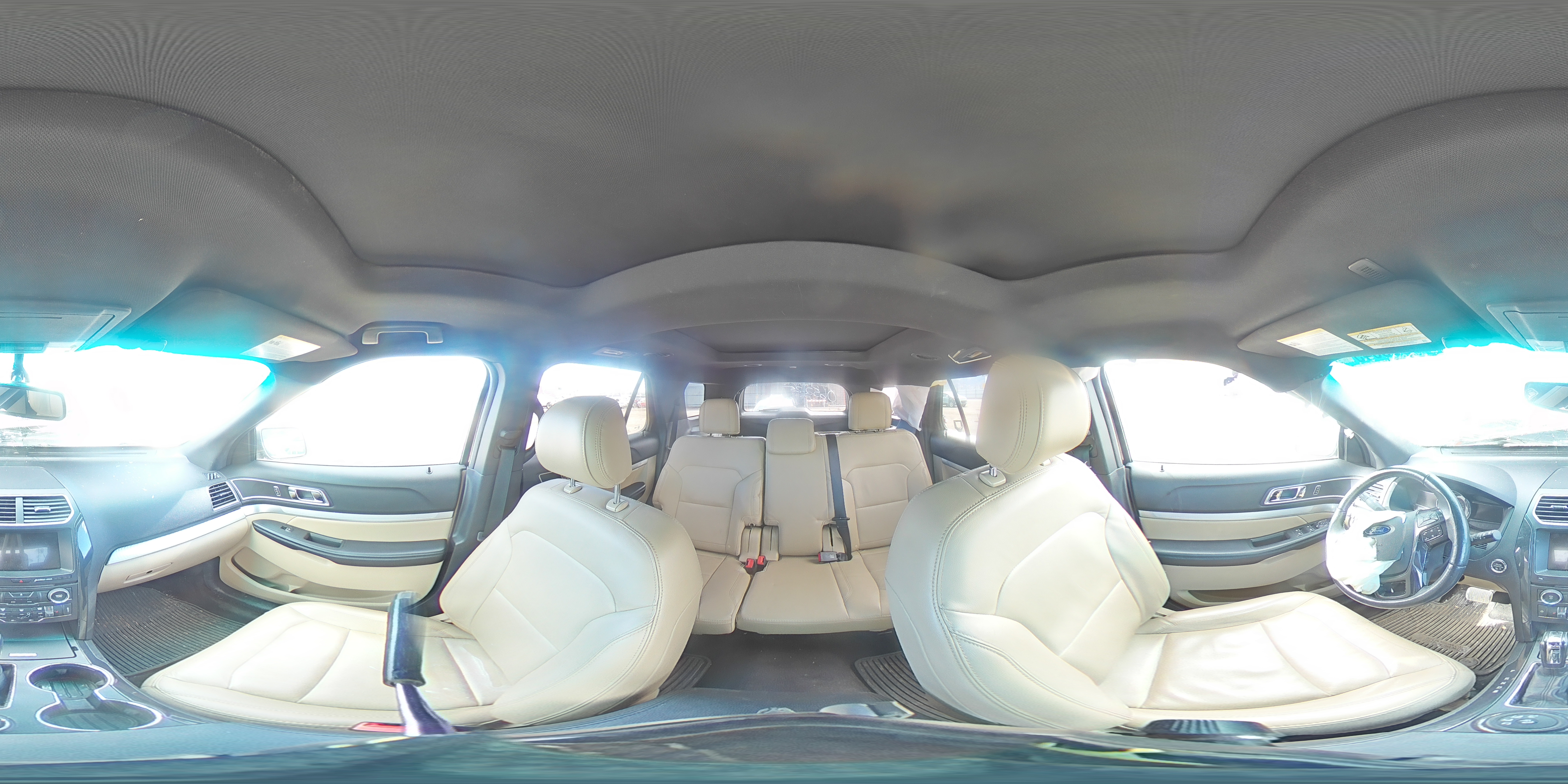 2017 Ford Explorer - Image 14