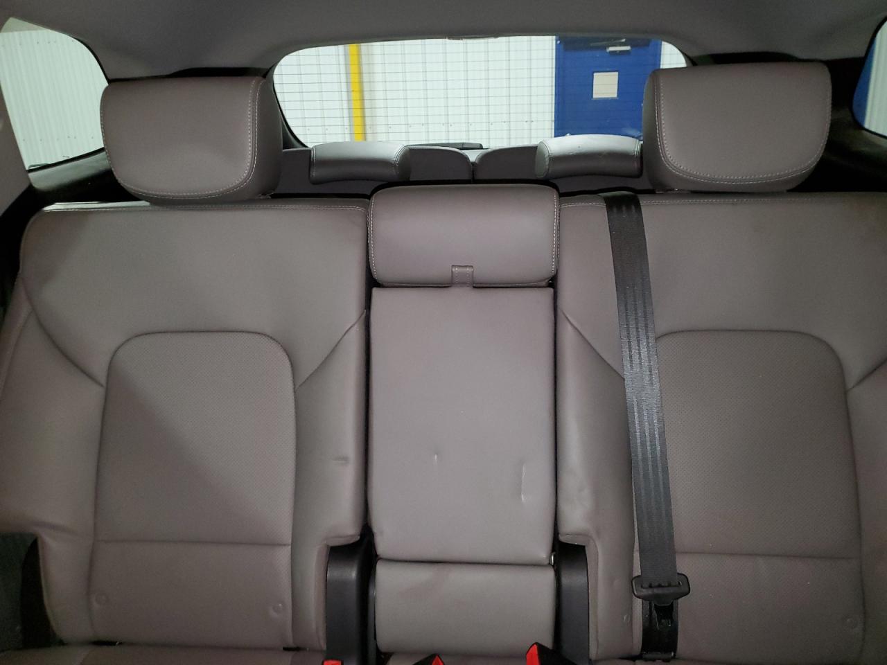2018 Hyundai Santa Fe - Image 10