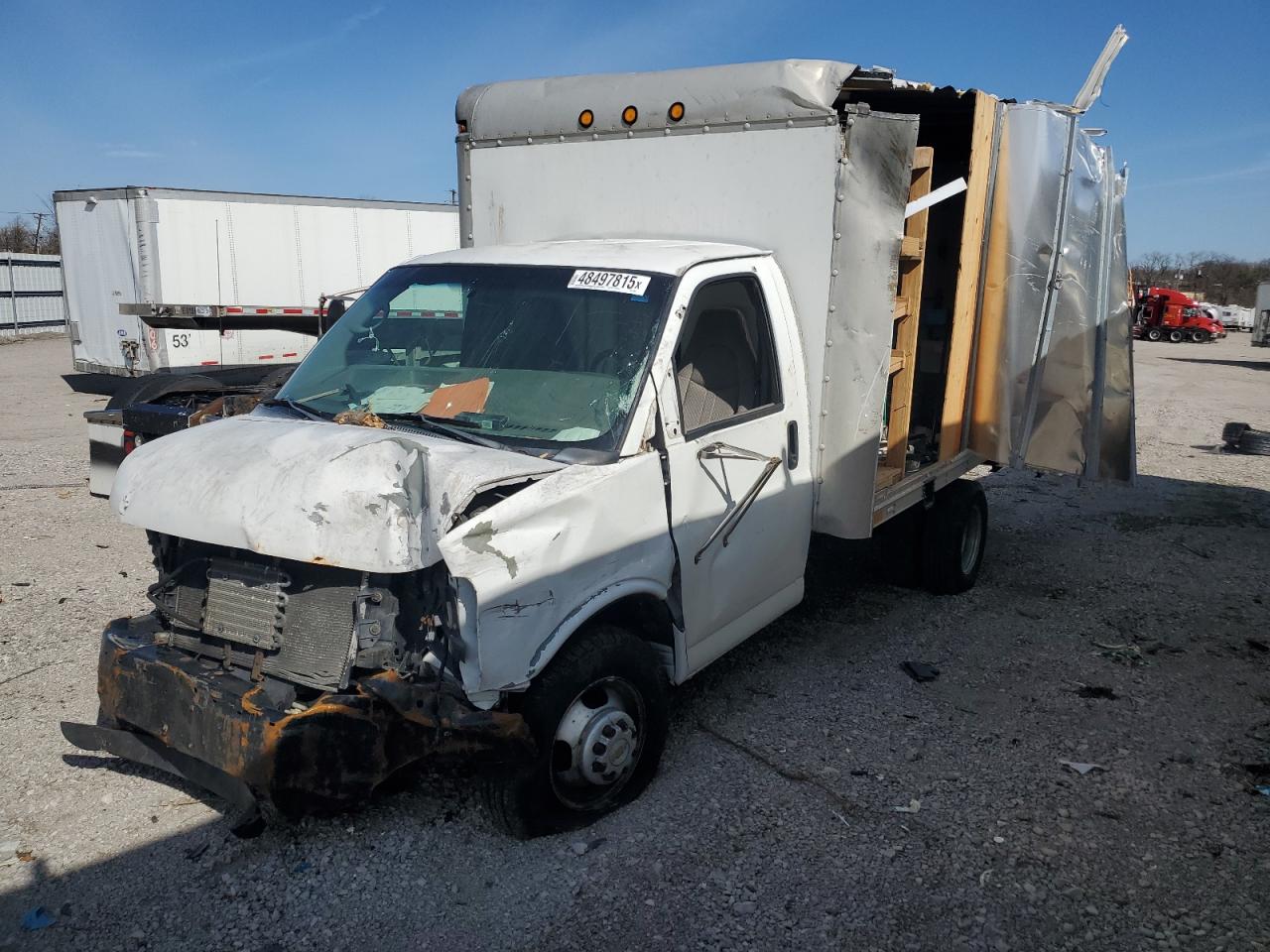 2004 Chevrolet Express G3500 Box Truck за продажба в Lexington, KY - All Over