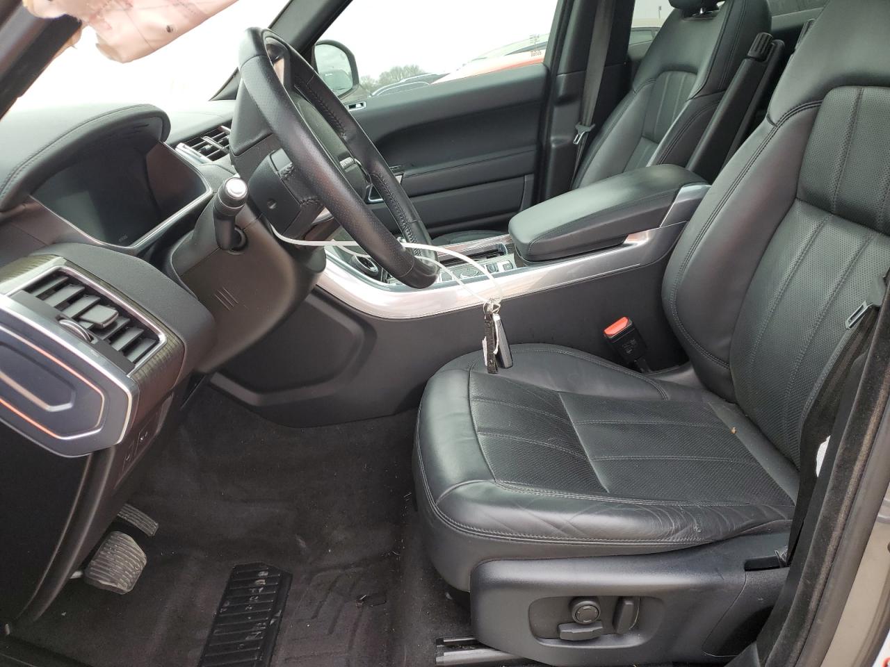 2019 Land Rover Range Rover - Image 7